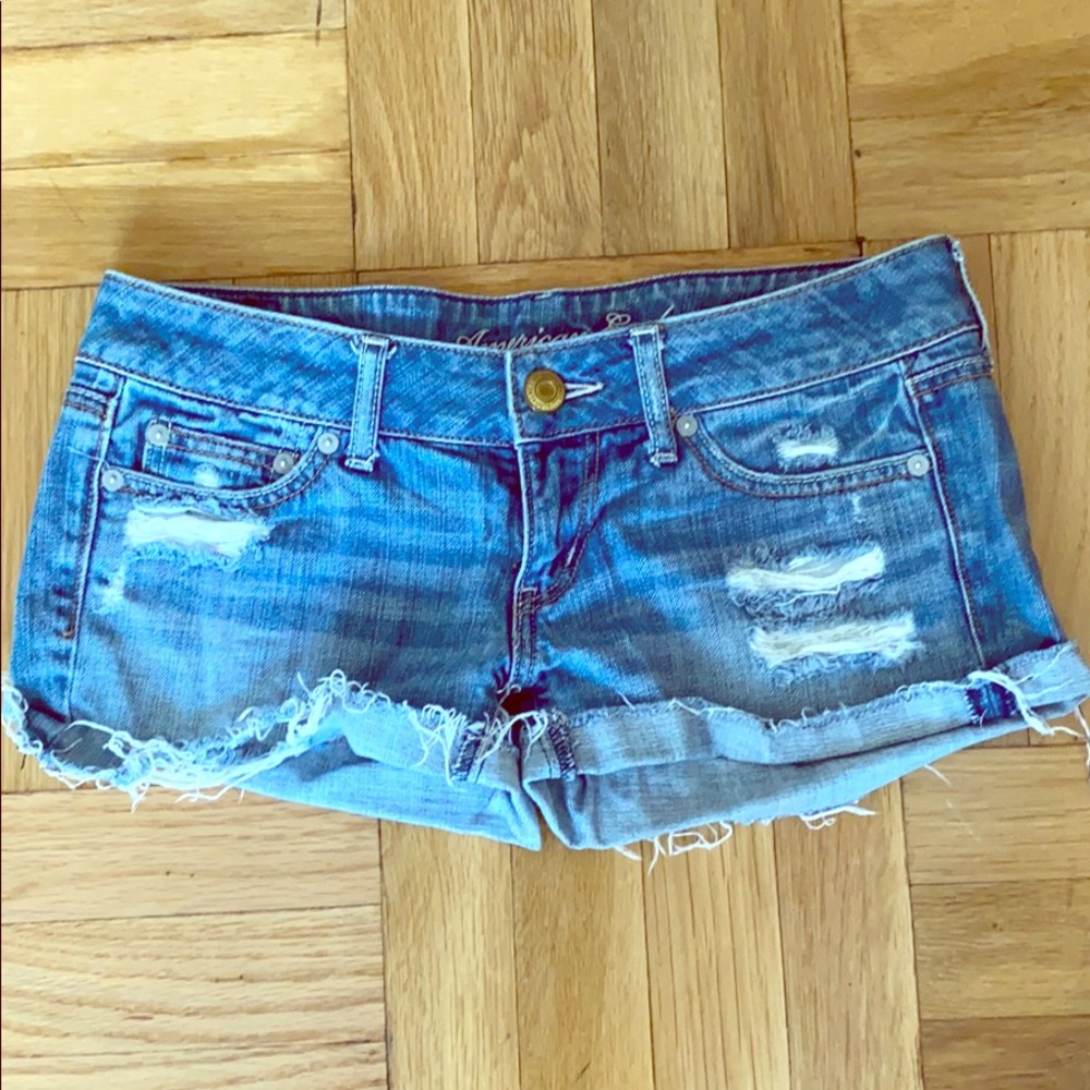 American Eagle distressed jean shorts